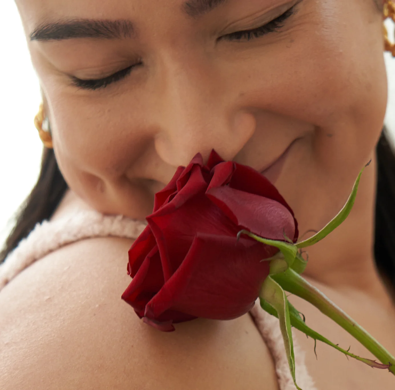 Sensitive with Rosewater Intimate Wipes - Image 9